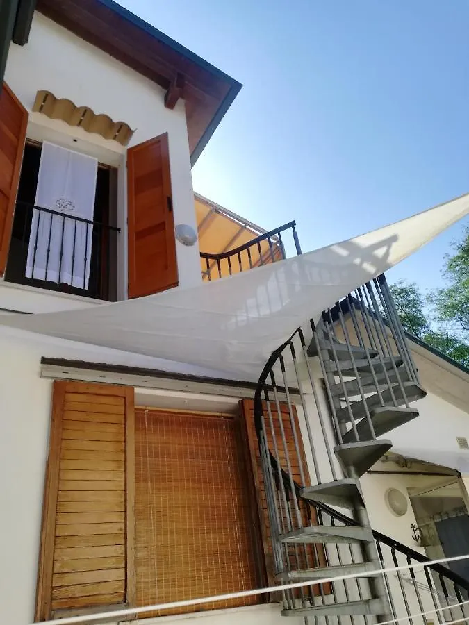 Charming House In Marina Di Ravenna With Fenced Garden Villa 0*,